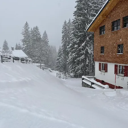 Daire Haus Waldegg Schröcken