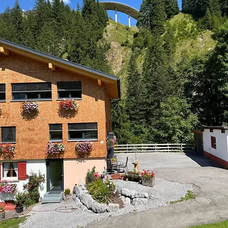 Haus Waldegg *