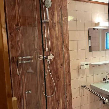 Apartment Haus Waldegg 84 *