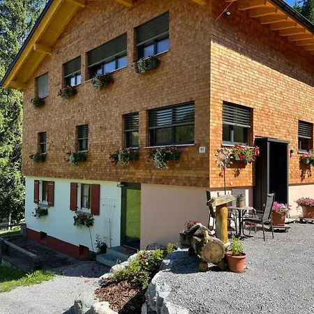 Haus Waldegg Schroecken